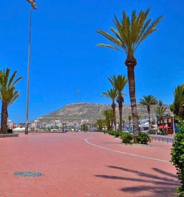 Luxurious Sea-view 2br Apartamento *