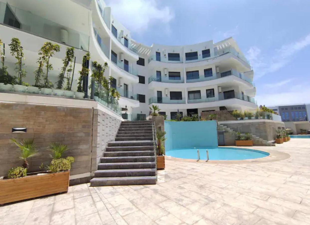 Luxurious Sea-view 2br Apartamento